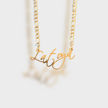 Load image into Gallery viewer, Script Figaro Chain Name Necklace

