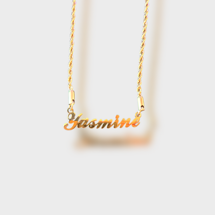 Chunk Singapore Chain Name Necklace